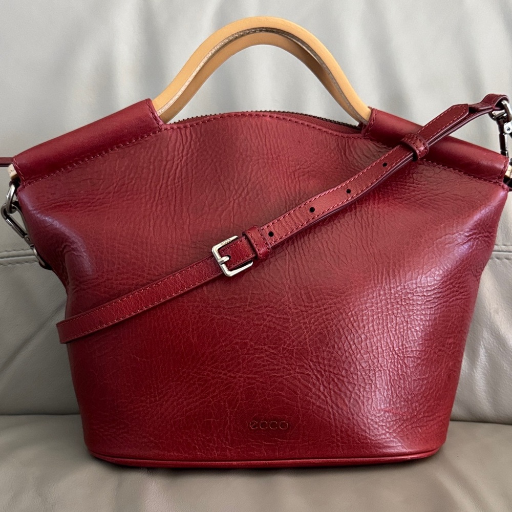 Ecco Burgundy Leather Women's Crossbody Handbag NEW